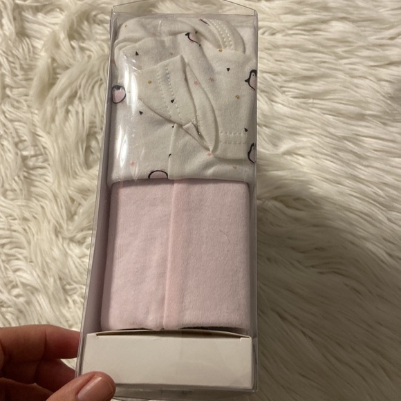 5 PC Gift Set for girl fits up to 6 months brand new in the box - Picture 7 of 8